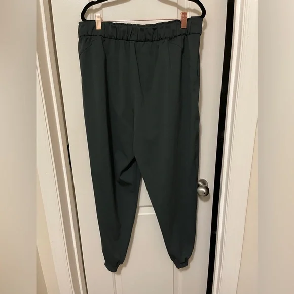 Lululemon Stretch Luxtreme High-Rise Jogger, size 14, Rainforest Green - Picture 3 of 9